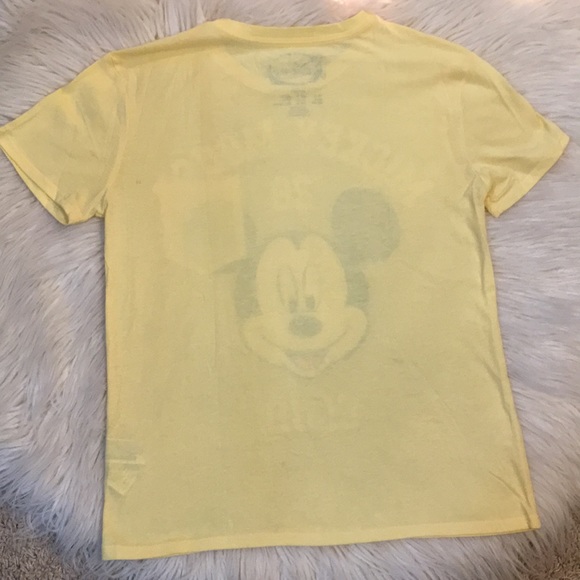 Disney Mickey Mouse Club Mellow Yellow Crewneck Short Sleeve Pocket Tee Small - Picture 6 of 8
